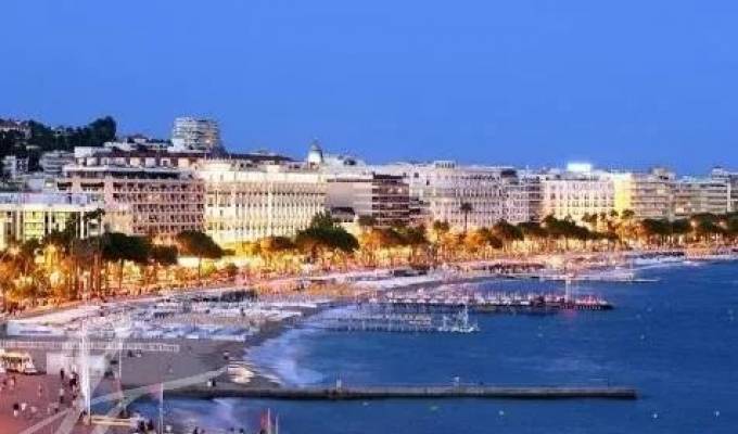 Аренда Коммерческая недвижимость Cannes