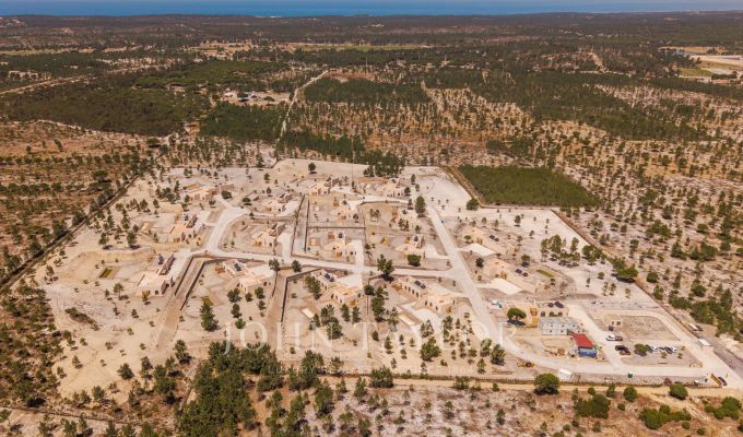 Новостройки Доставка по 12/25 Grândola e Santa Margarida da Serra