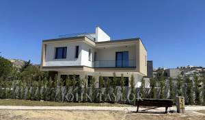Новостройки Вилла Agios Tychonas