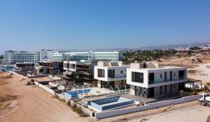 Новостройки Вилла Chloraka