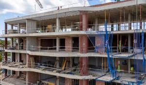 Новостройки Здание Santa Eularia des Riu