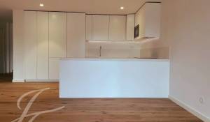 Продажа Апартаменты Algés, Linda-a-Velha e Cruz Quebrada-Dafundo