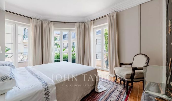 Продажа Апартаменты Carnide