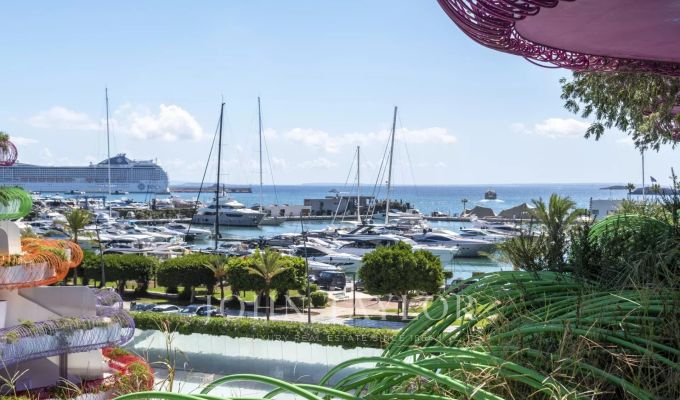 Продажа Апартаменты Eivissa