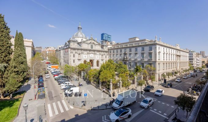 Продажа Апартаменты Madrid