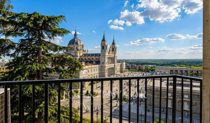Продажа Апартаменты Madrid