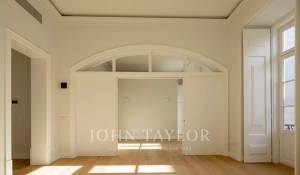 Продажа Апартаменты Misericórdia