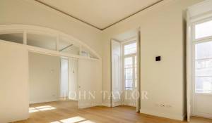 Продажа Апартаменты Misericórdia