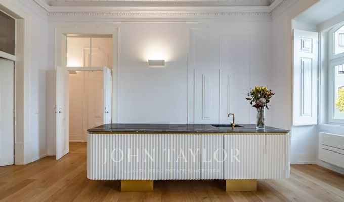 Продажа Апартаменты Misericórdia