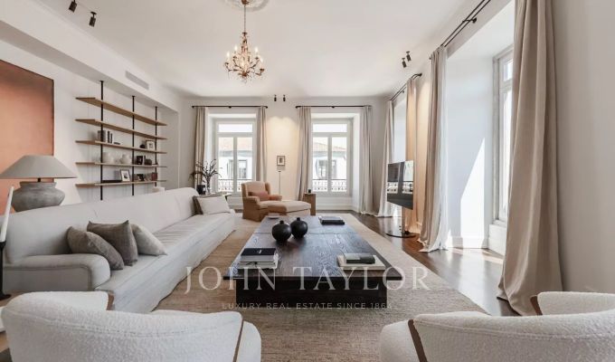 Продажа Апартаменты Misericórdia