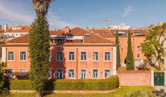 Продажа Апартаменты Misericórdia