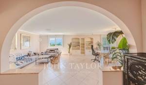 Продажа Апартаменты Montreux