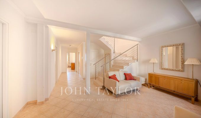 Продажа Апартаменты Montreux