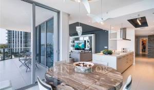Продажа Апартаменты North Miami Beach