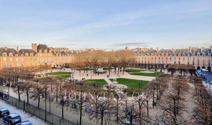 Продажа Апартаменты Paris 4ème