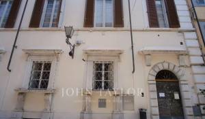 Продажа Апартаменты Pietrasanta