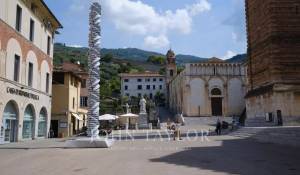 Продажа Апартаменты Pietrasanta