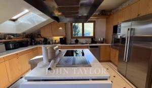 Продажа Апартаменты Rougemont