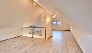 Продажа Attic Rennaz