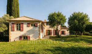 Продажа Бастид, типичный южный дом Aix-en-Provence