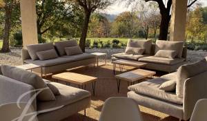 Продажа Бастид, типичный южный дом Bonnieux