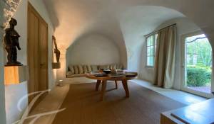 Продажа Бастид, типичный южный дом Bonnieux