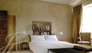 Продажа Бастид, типичный южный дом Bonnieux