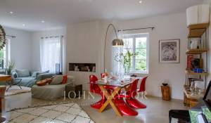 Продажа Бастид, типичный южный дом Bonnieux