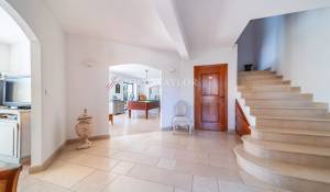 Продажа Бастид, типичный южный дом Gordes