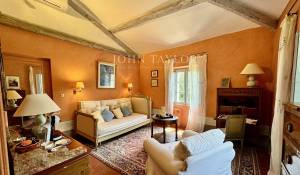 Продажа Бастид, типичный южный дом L'Isle-sur-la-Sorgue