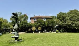 Продажа Бастид, типичный южный дом L'Isle-sur-la-Sorgue