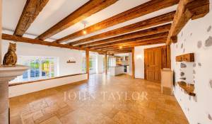 Продажа Деревенский дом Chéserex