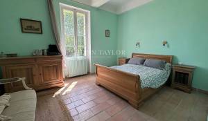 Продажа Деревенский дом La Tour-d'Aigues