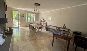 Продажа Деревенский дом La Tour-d'Aigues