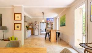 Продажа Деревенский дом La Tour-d'Aigues
