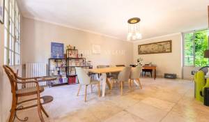 Продажа Деревенский дом La Tour-d'Aigues