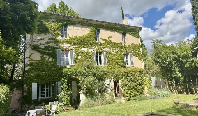 Продажа Деревенский дом La Tour-d'Aigues