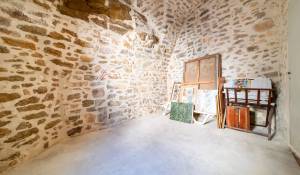 Продажа Деревенский дом Ménerbes