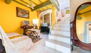 Продажа Деревенский дом Ménerbes