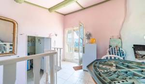 Продажа Деревенский дом Ménerbes