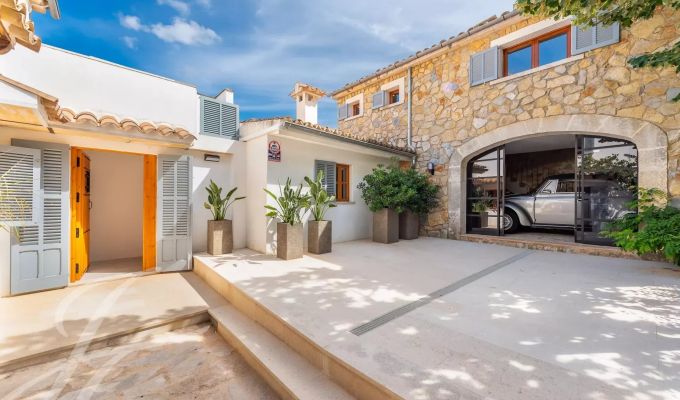 Продажа Деревенский дом Puigpunyent