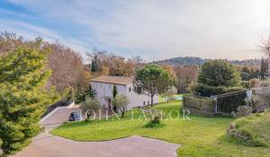 Продажа Дом Châteauneuf-Grasse