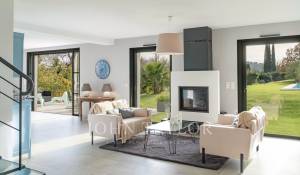 Продажа Дом Châteauneuf-Grasse
