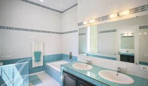 Продажа Дом Châteauneuf-Grasse