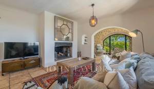 Продажа Дом Châteauneuf-Grasse