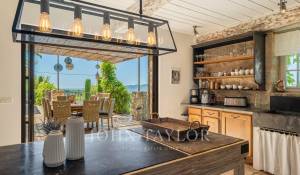 Продажа Дом Châteauneuf-Grasse