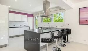 Продажа Дом Châteauneuf-Grasse