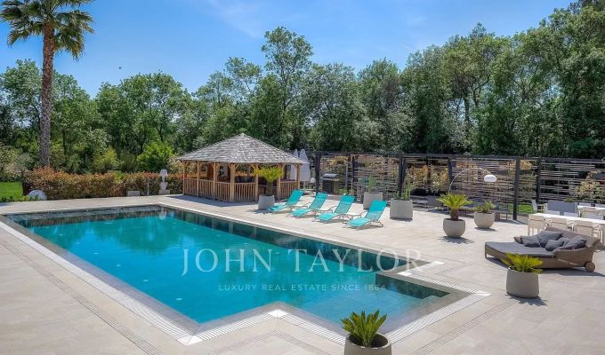 Продажа Дом Châteauneuf-Grasse