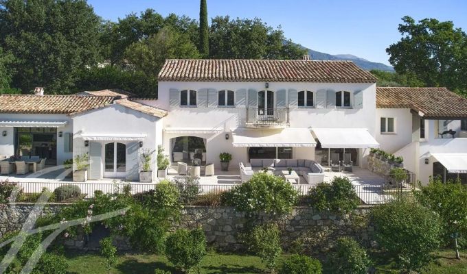Продажа Дом Châteauneuf-Grasse