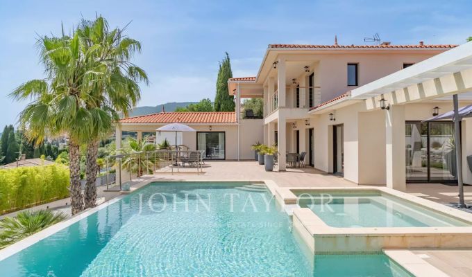 Продажа Дом Châteauneuf-Grasse